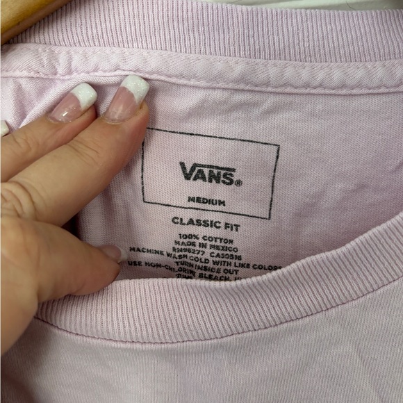 Size medium pink vans T-shirt - Picture 2 of 3